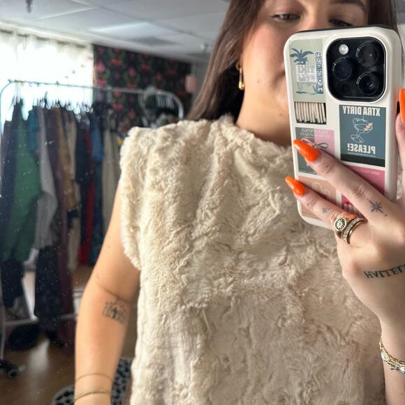 Anthropologie Mauve Leah Faux Fur Cropped Muscle Tee Ivory Size Small - Picture 7 of 7